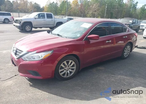 2017 Nissan Altima 2.5 S z USA, uszkodzony, nr VIN 1N4AL3AP8HC274362